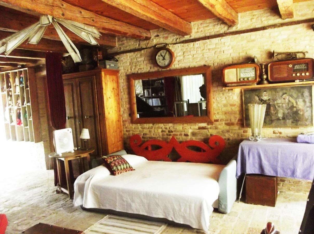"La Casa Degli Ulivi Art B&B" Trecastelli Luaran gambar