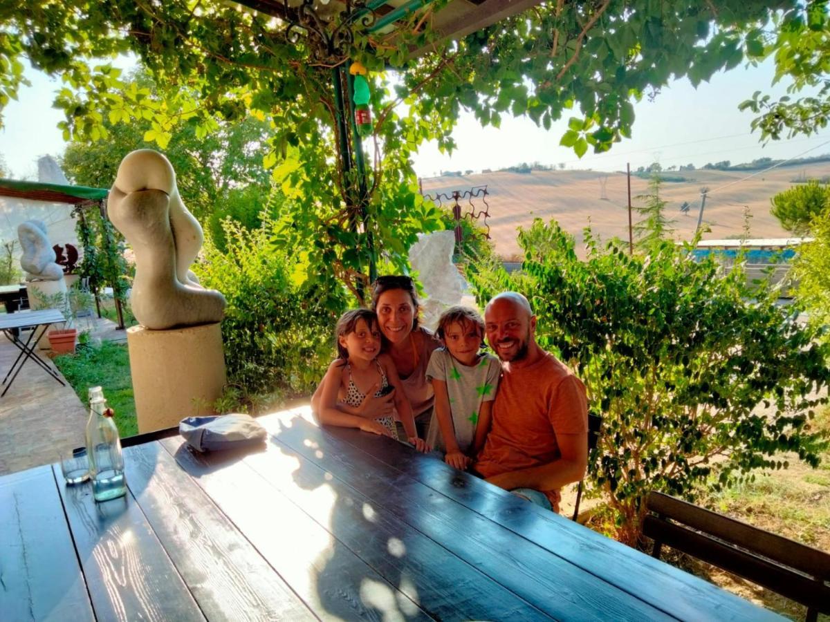 "La Casa Degli Ulivi Art B&B" Trecastelli Luaran gambar